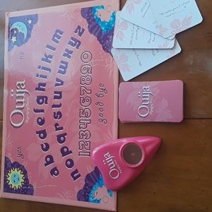 Hasbro Pink Quija Board Set